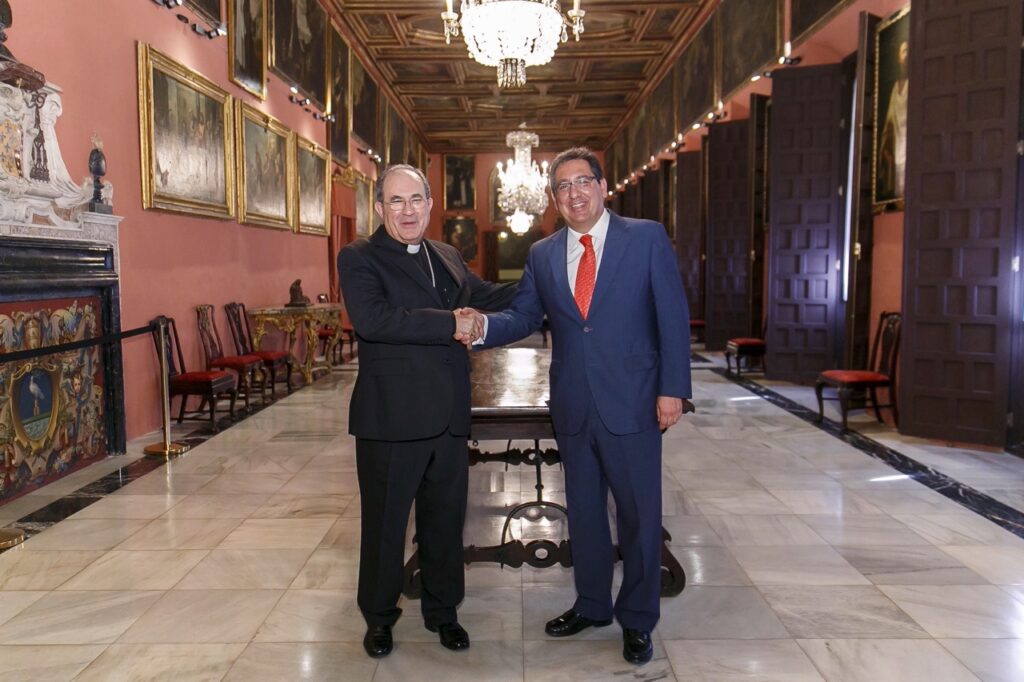 La Fundación Cajasol contribuye a la restauración de cuatro lienzos de la Archidiócesis de Sevilla