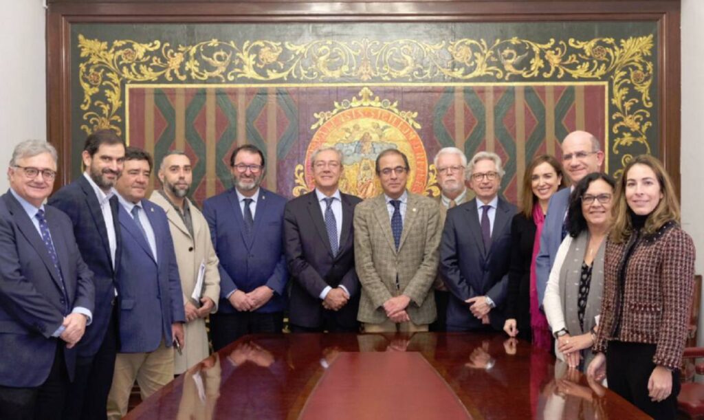 Francisco Gancedo, Lara Ferrándiz y Enrique Mateos, ganadores de los VII Premios Losada Villasante