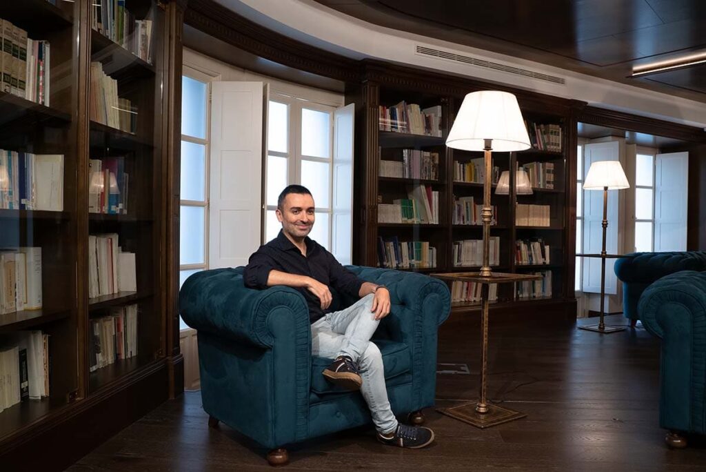 Conferencia virtual de Daniel Blanco en ‘Los Lunes son de Bécquer’