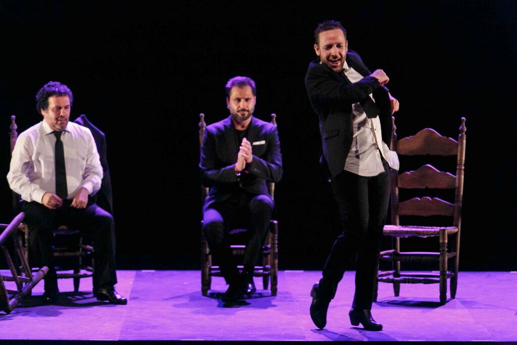 La ‘Sinergia’ de Manuel Liñán invade el escenario de los Jueves Flamencos en la Fundación Cajasol