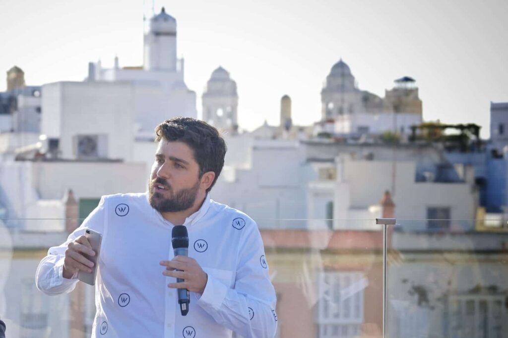 Mesa redonda dentro del Lambda World Cádiz en la Fundación Cajasol