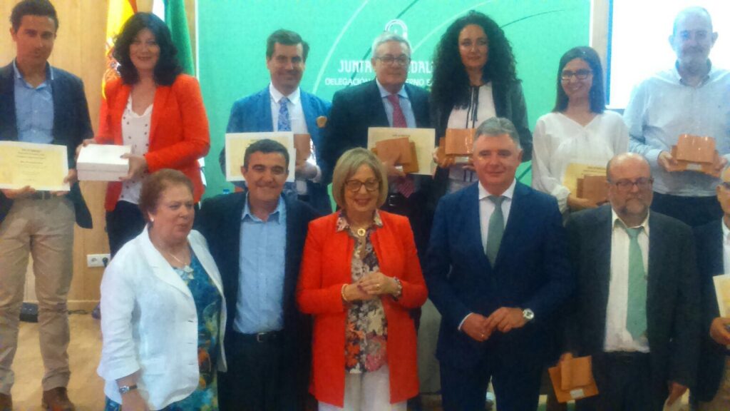 La Fundación Cajasol recibe el Reconocimiento al Compromiso Educativo en Huelva