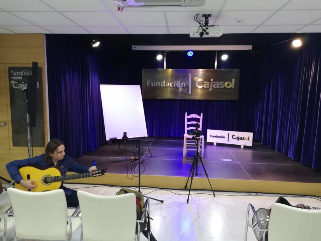 Workshop online de guitarra flamenca con Antonio Dovao y la Fundación Cajasol