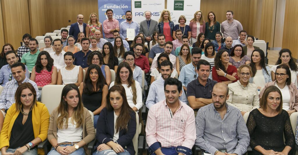 Más de 60 jóvenes universitarios participan en el VI Programa de Promoción de Empleo Pr@xis