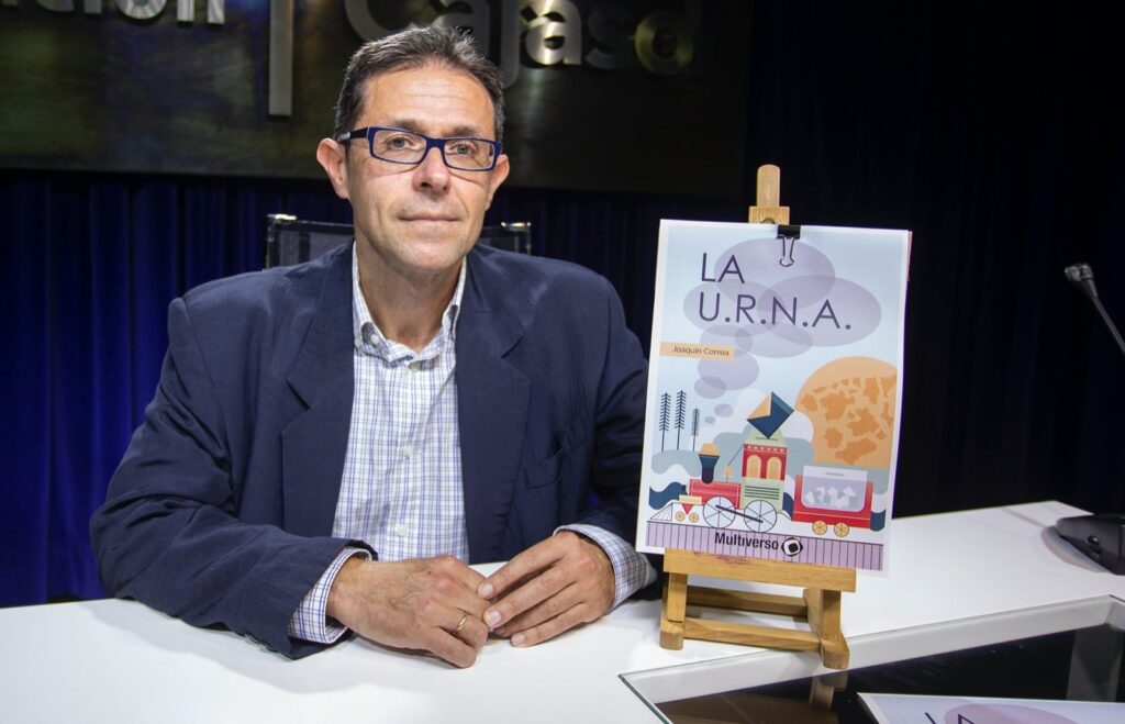 Joaquín Correa presenta su último libro, ‘La U.R.N.A.’ en Huelva