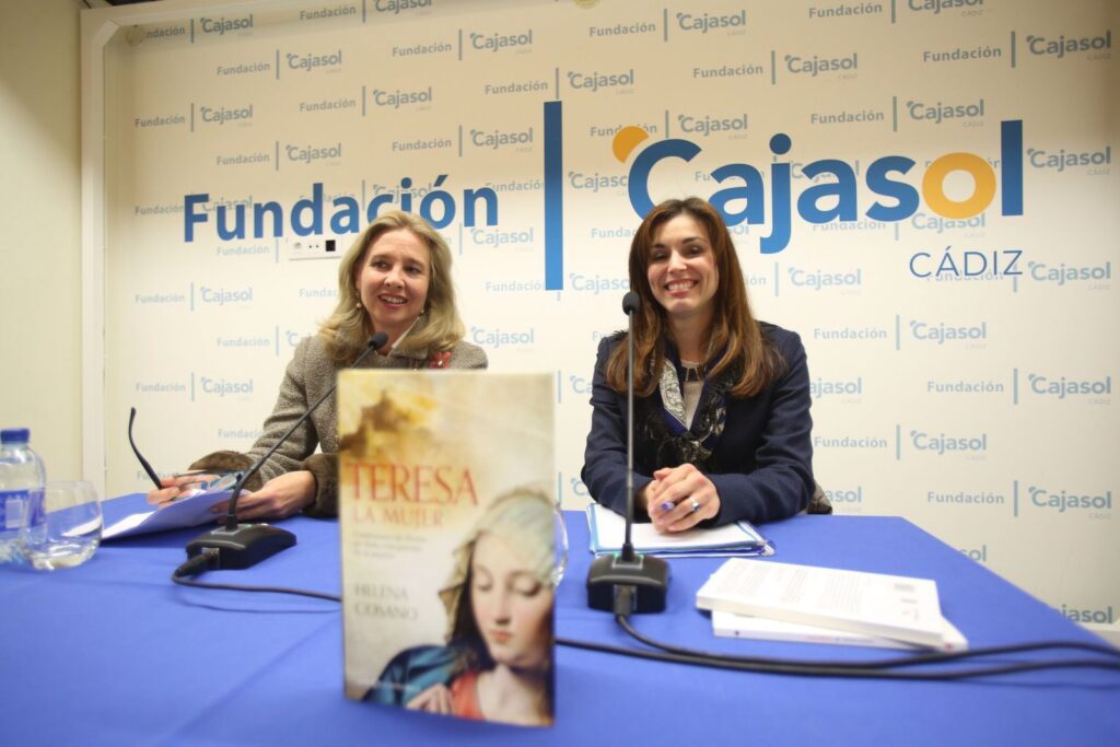 Presentación de la novela histórica ‘Teresa. La mujer’, de Helena Cosano, en la Fundación Cajasol