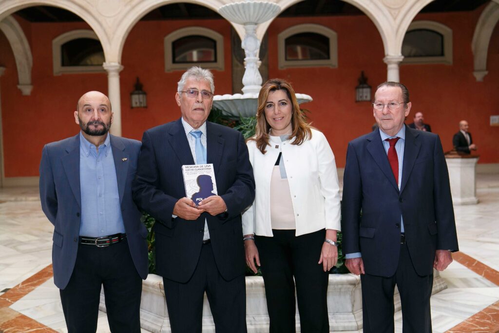 Presentación del libro ‘Memoria de una lucha clandestina’ en la Fundación Cajasol