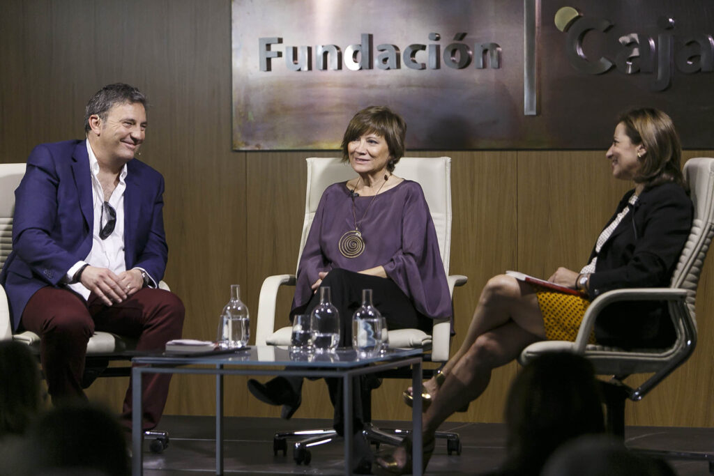 Presentación del libro ‘Hagamos memoria’, de Nativel Preciado, en la Fundación Cajasol