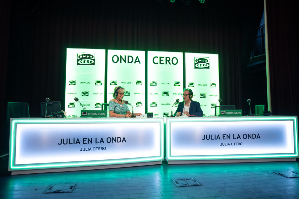 Julia en la Onda, desde la Fundación Cajasol. Julia Otero entrevista a Antonio Pulido.