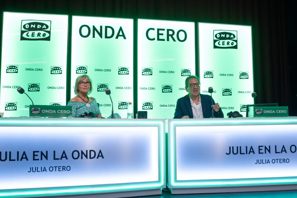 Julia en la Onda, desde la Fundación Cajasol. Julia Otero entrevista a Antonio Pulido.