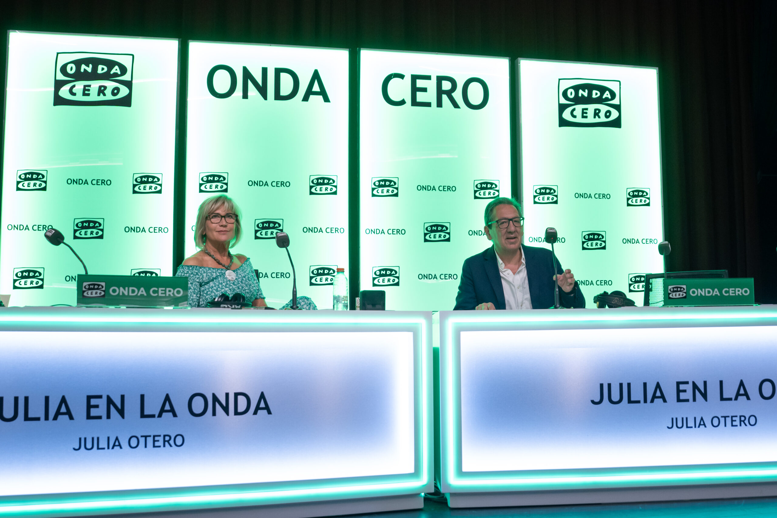 Julia en la Onda, desde la Fundación Cajasol. Julia Otero entrevista a Antonio Pulido.