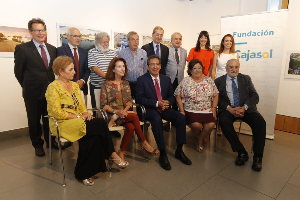 Primera reunión del patronato de la Fundación Cajasol en Córdoba