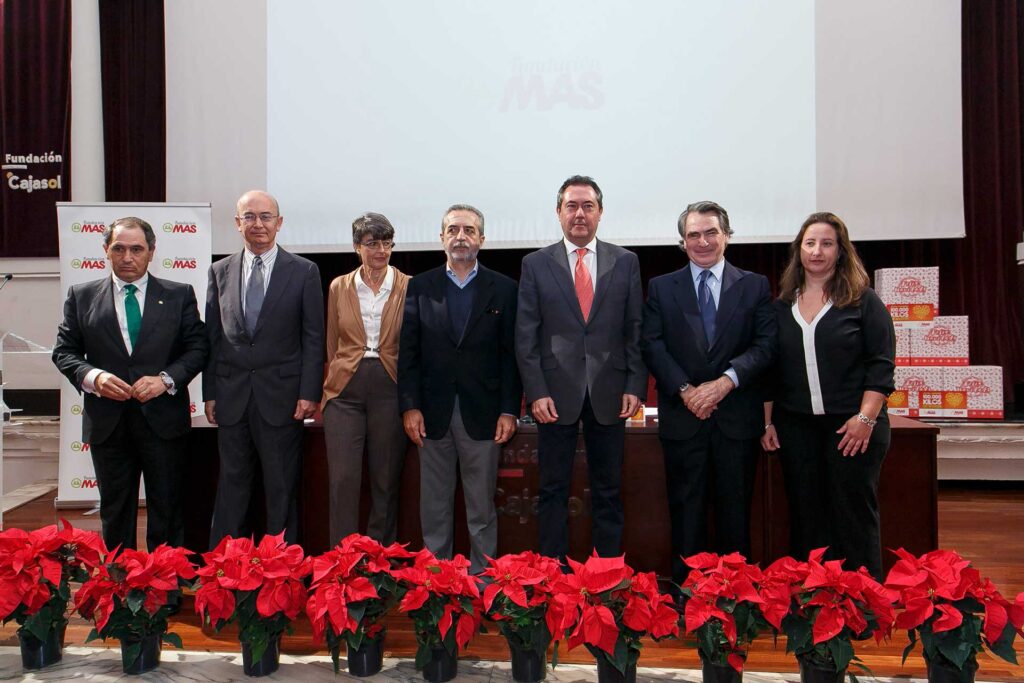 La Fundación MAS lanza su VI Campaña '100.000 kilos de ilusión' en la Fundación Cajasol