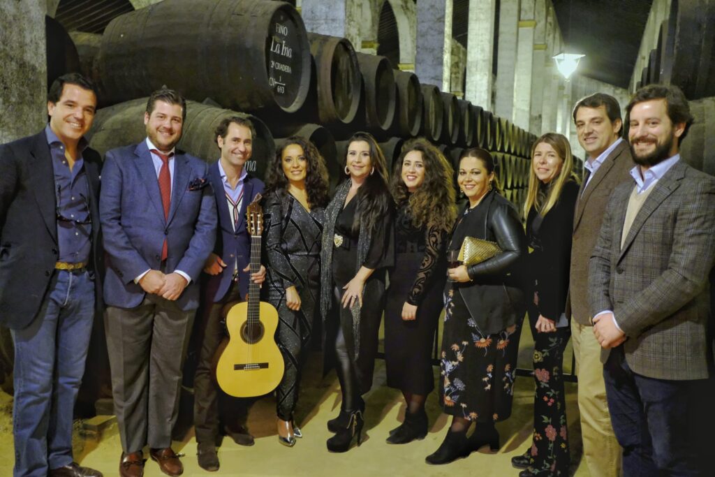 Zambomba solidaria de Andaluces Compartiendo en Bodegas Lustau