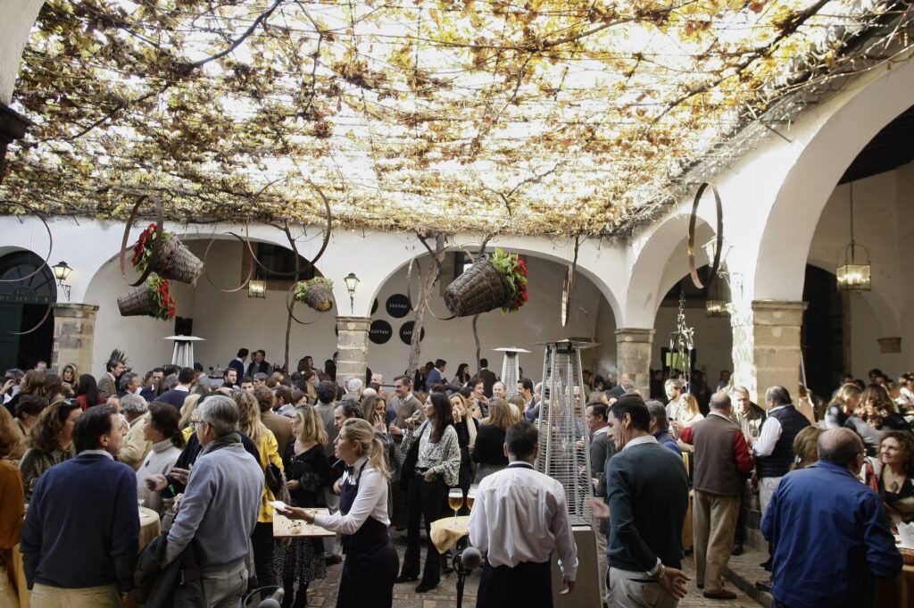 Zambomba solidaria de Andaluces Compartiendo en Bodegas Lustau
